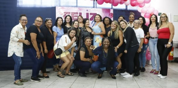 Reunião de coordenação das mulheres no SMTTRUSP define linhas de ação e presta homenagem às companheiras no Dia das Mães
