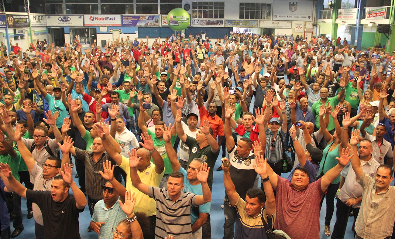 Mais de mil trabalhadores participam da primeira assembleia da Campanha Salarial