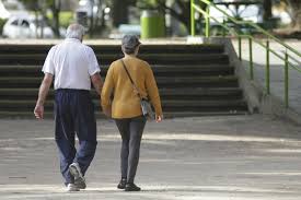 Inflação para idosos sobe e acumula 3,53% em um ano