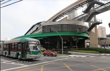 Terminais de ônibus da Zona Leste de São Paulo recebem unidade móvel LGBTI em janeiro